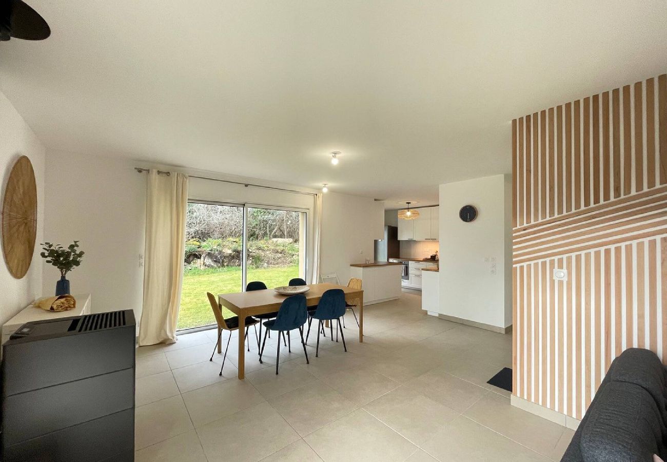 House in Saint-Philibert - -