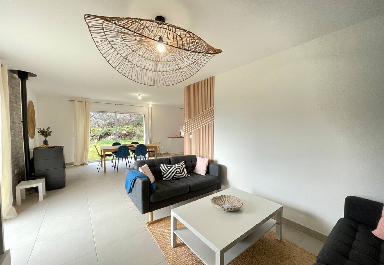 House in Saint-Philibert - -