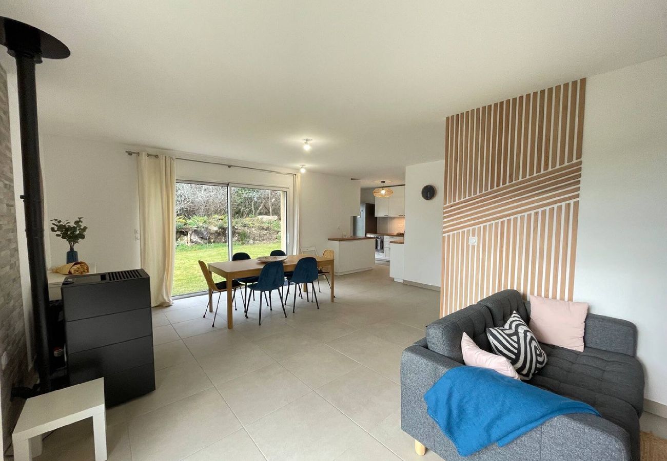 House in Saint-Philibert - -