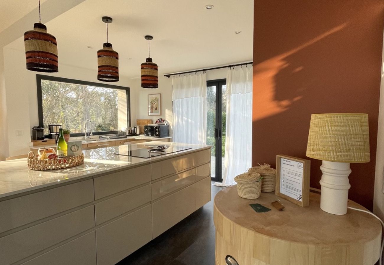 Villa in Saint-Pierre-Quiberon - Kerhostin, sea view 8 people