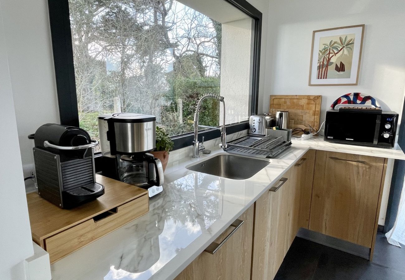 Villa in Saint-Pierre-Quiberon - Kerhostin, sea view 8 people