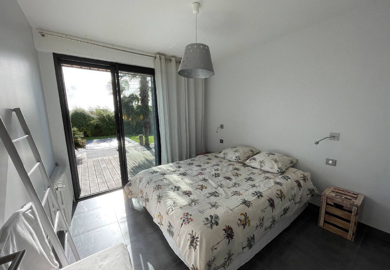 Maison à Locmariaquer - Kerblec, maison avec piscine 