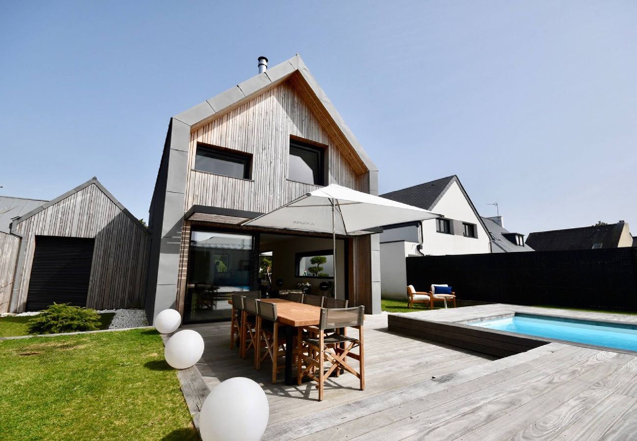 Maison à La Trinité-sur-Mer - Kerguillé, villa avec piscine 