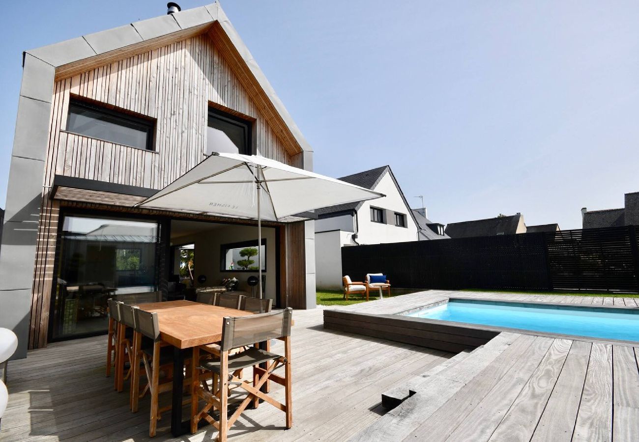 Maison à La Trinité-sur-Mer - Kerguillé, villa avec piscine 