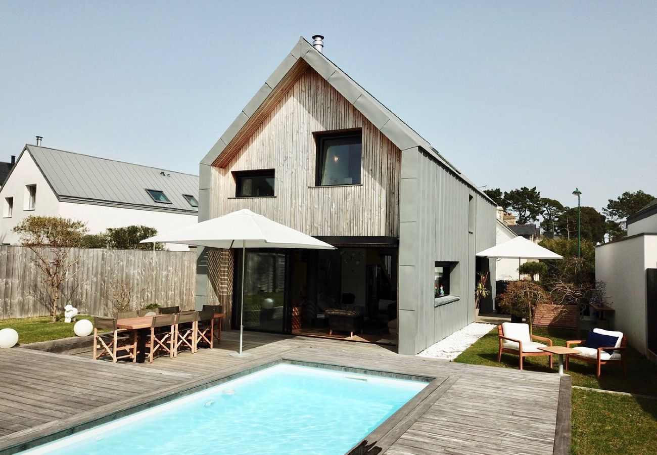 Maison à La Trinité-sur-Mer - Kerguillé, villa avec piscine 