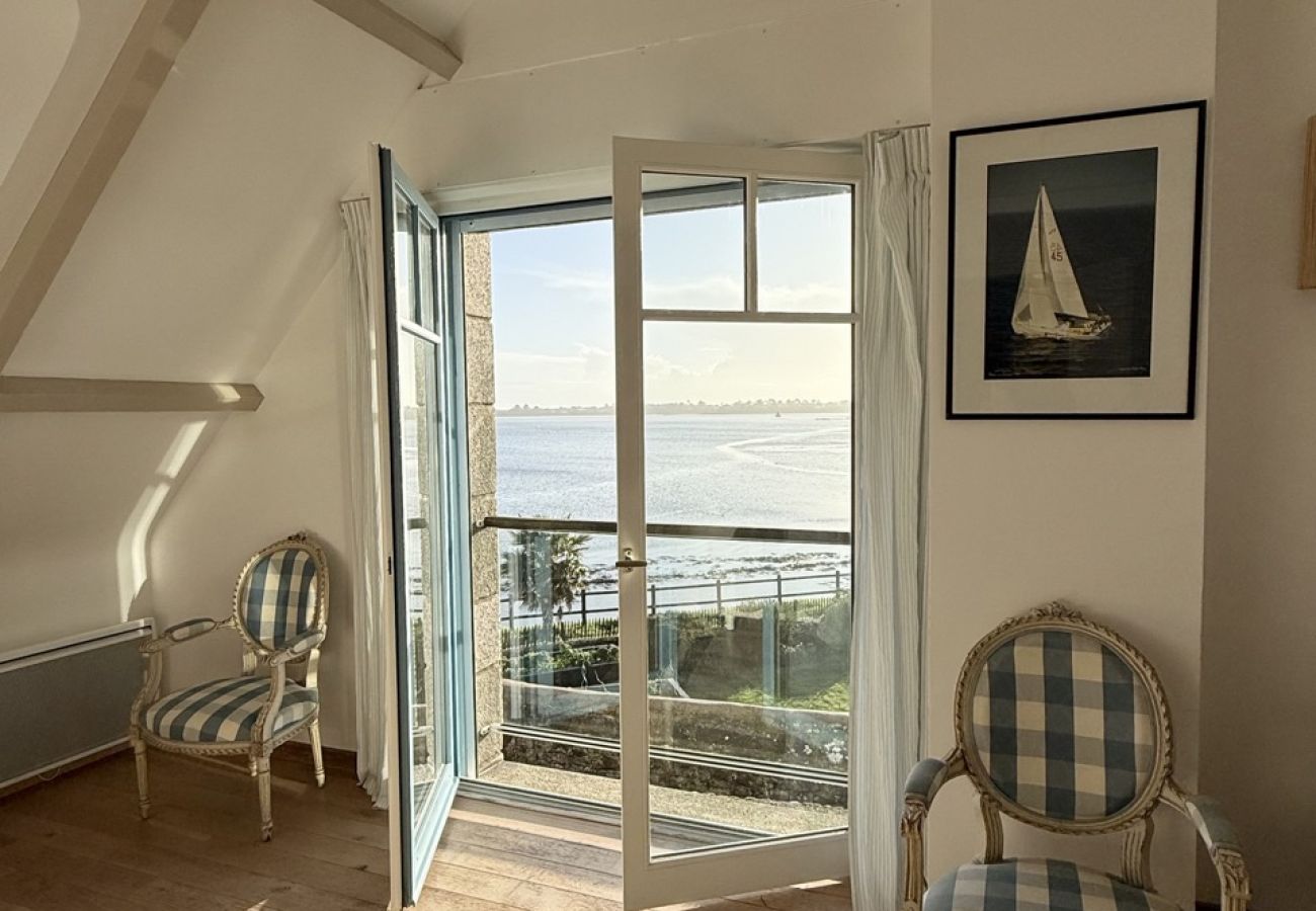 Maison à Locmariaquer - Les embruns, les pieds dans l'eau