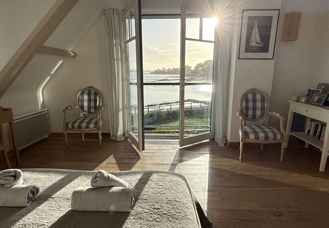 Maison à Locmariaquer - Les embruns, les pieds dans l'eau