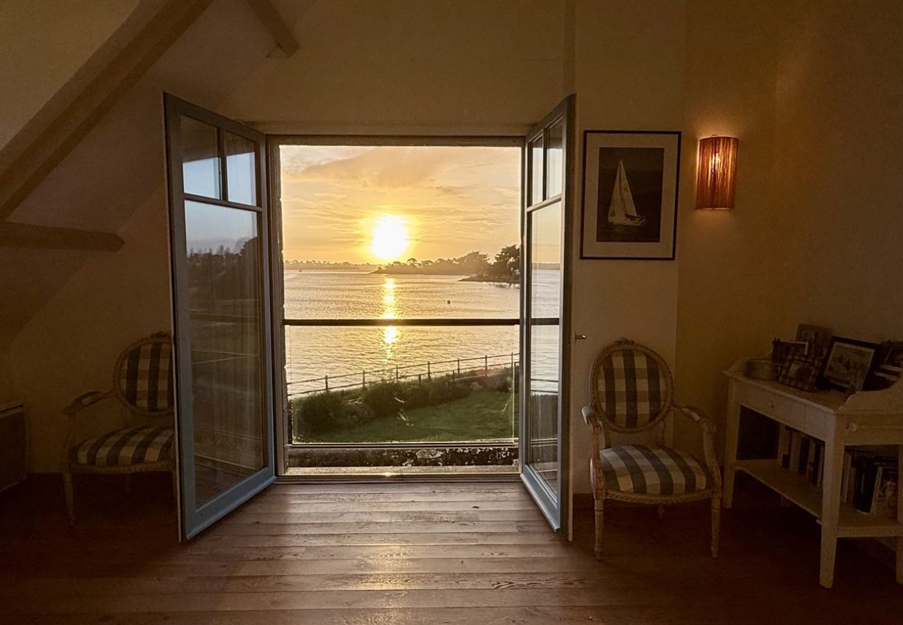 Maison à Locmariaquer - Les embruns, les pieds dans l'eau