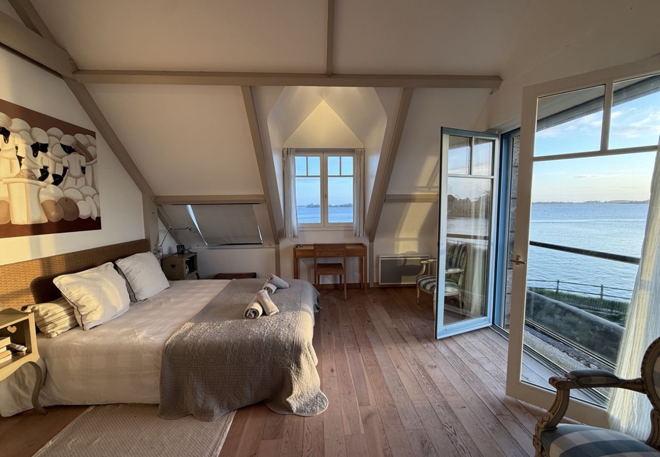 Maison à Locmariaquer - Les embruns, les pieds dans l'eau