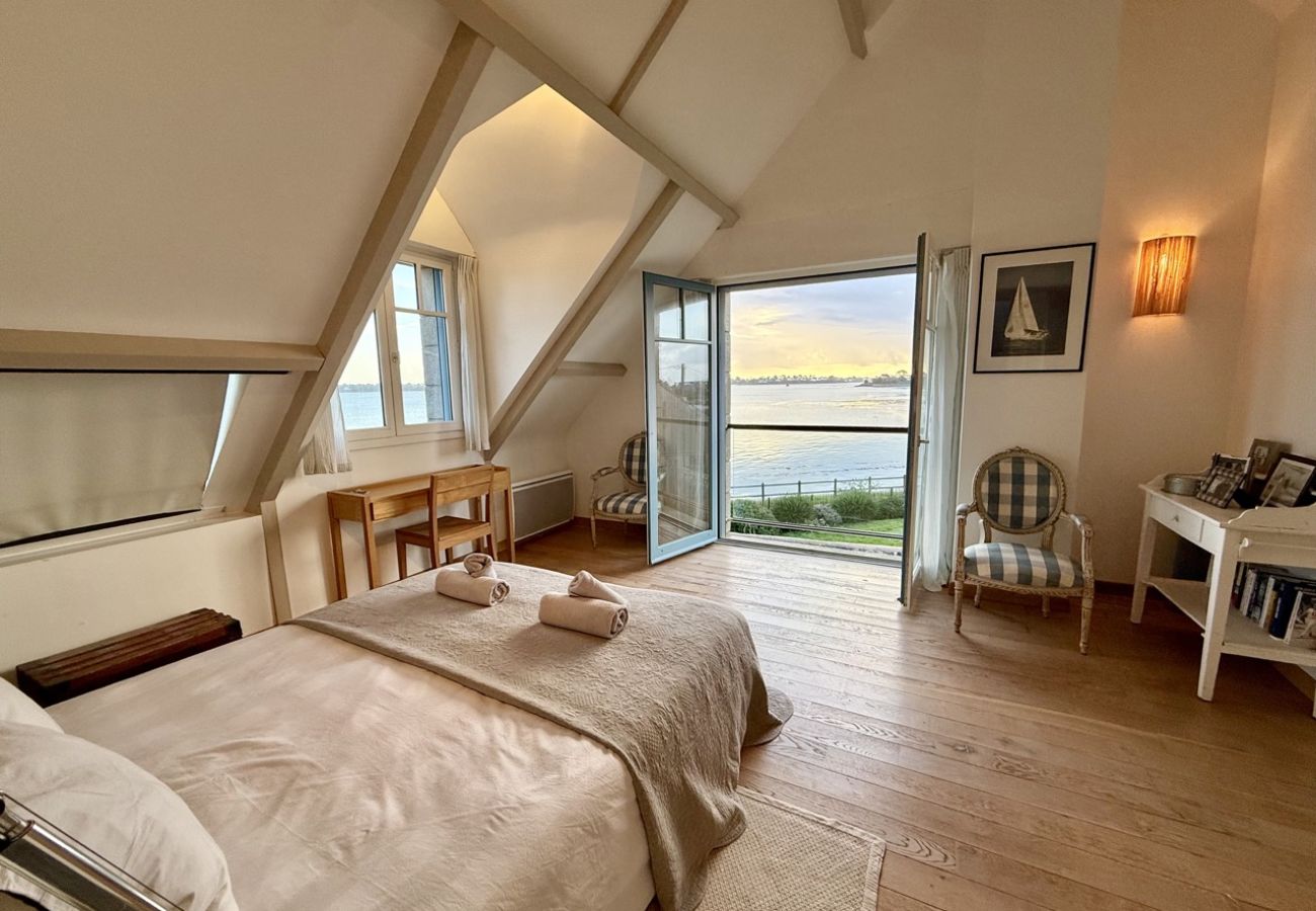 Maison à Locmariaquer - Les embruns, les pieds dans l'eau