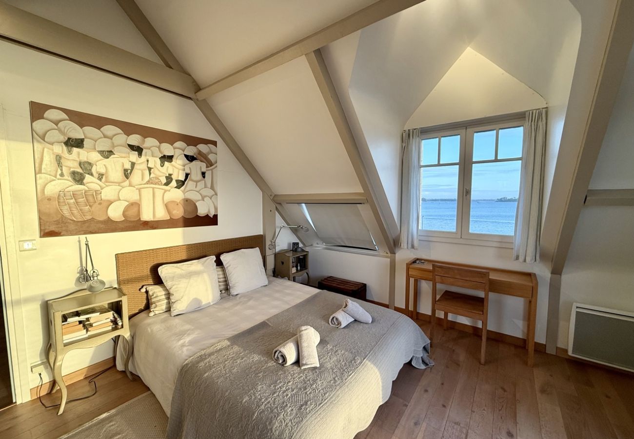 Maison à Locmariaquer - Les embruns, les pieds dans l'eau