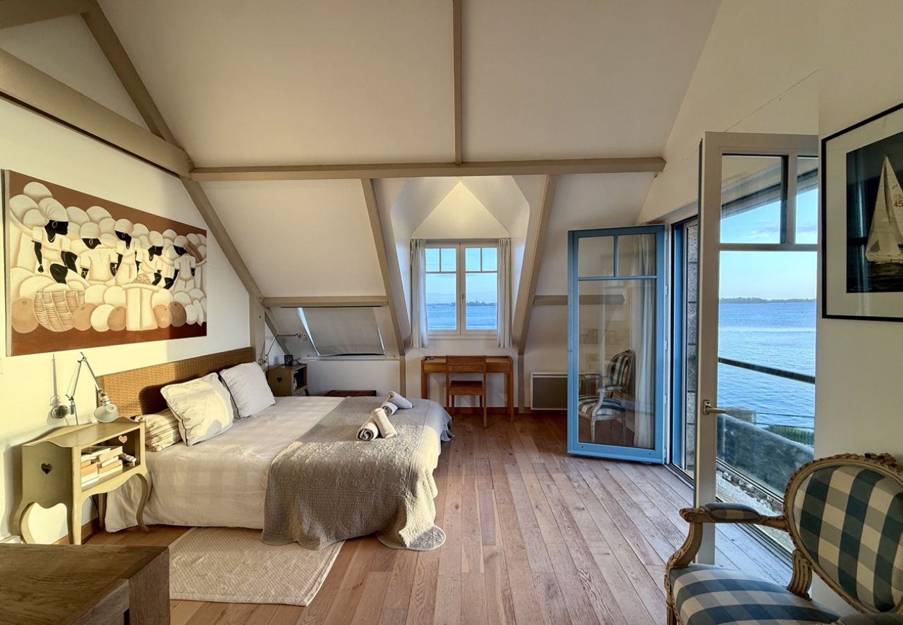 Maison à Locmariaquer - Les embruns, les pieds dans l'eau